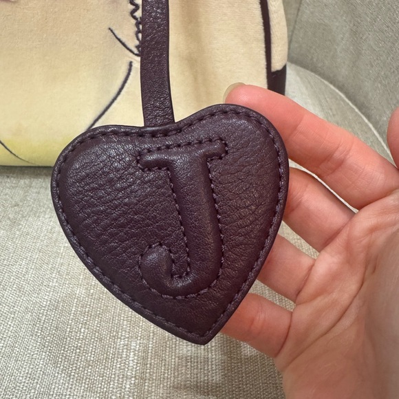 NWT Vintage Y2K Juicy Couture Bowler
Purple Cream Green Tie Dye
Splendor Louis V - Picture 4 of 16